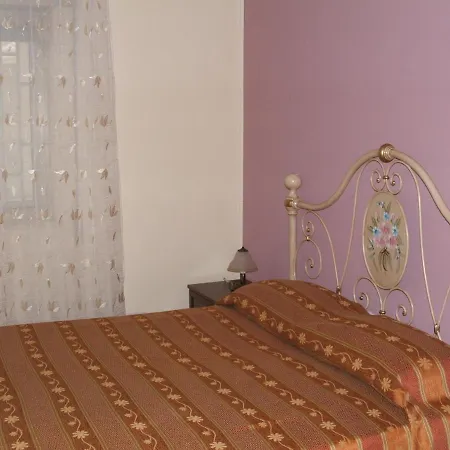 Residence Cuba Alloggi Per Turismo Fontane Bianche Exterior photo
