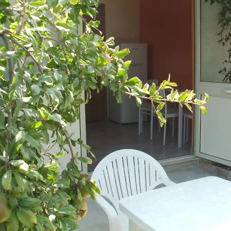 Residence Cuba Alloggi Per Turismo Fontane Bianche Exterior photo