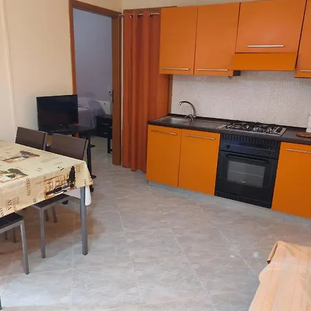 Residence Cuba Alloggi Per Turismo Fontane Bianche Exterior photo