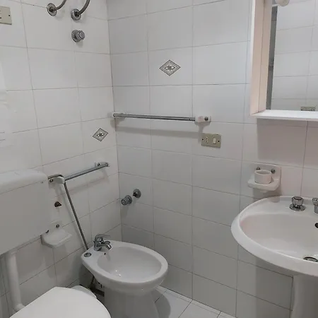 Residence Cuba Alloggi Per Turismo Fontane Bianche Exterior photo